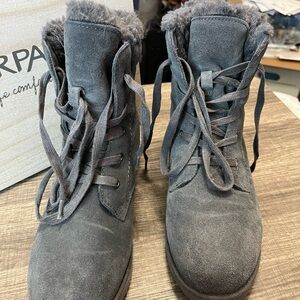 BearPaw Gray Suede Winter Boots